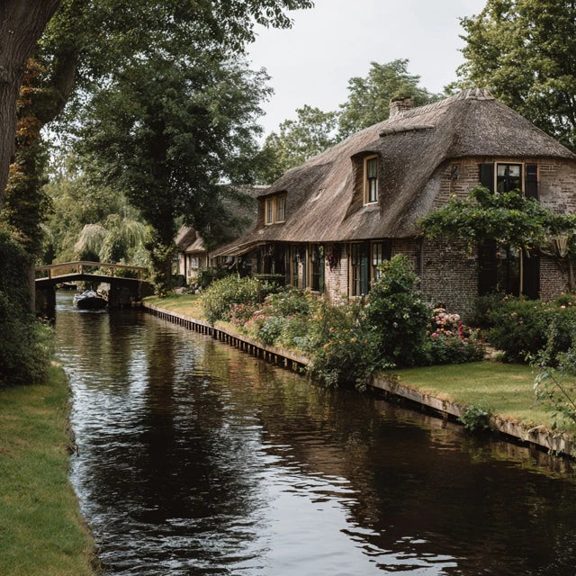 Giethoorn Private Tour and the Dutch Countryside
