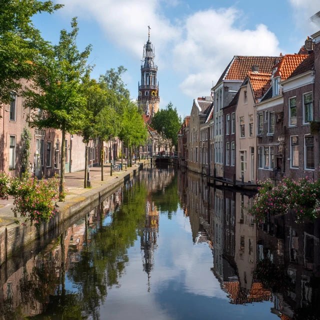 Half Day Private Tour from Amsterdam to Alkmaar Cheese & Canal Bliss - Mister DMC
